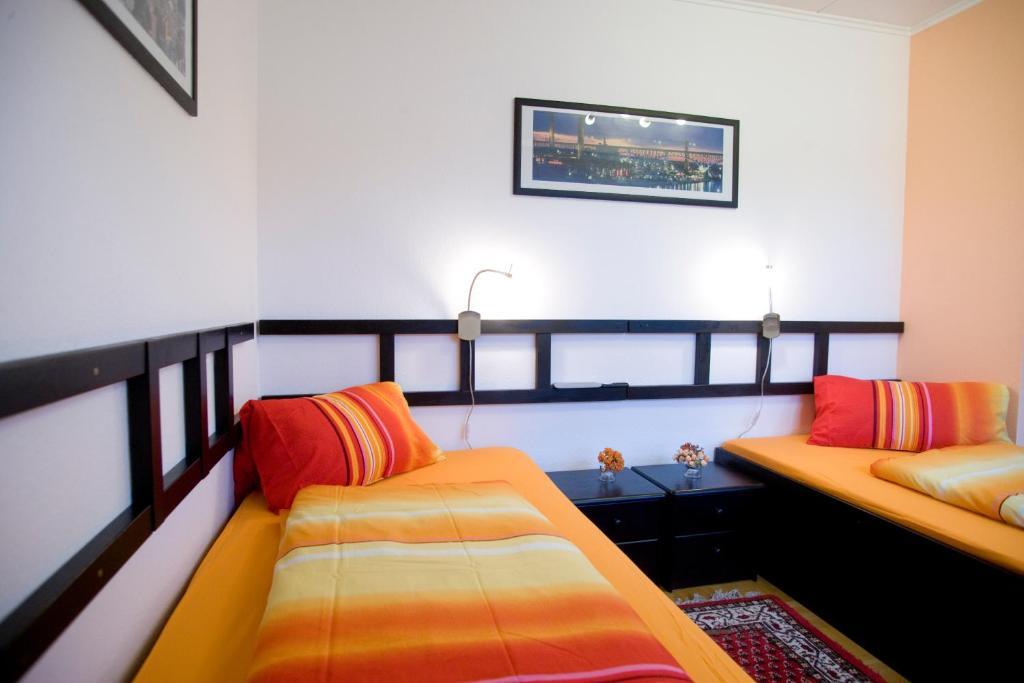 Zimmer Weiss Altenstadt  Room photo